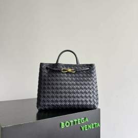 Picture of Bottega Veneta Handbags _SKUfw218885356fw